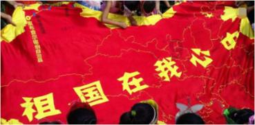 怎样穿小背心才正确(小背心是吊带的那种）游戏画面